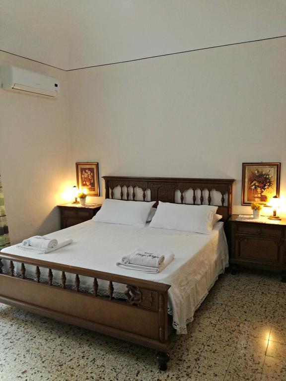 Casa Luigi Sergio - Affitto Breve Apartment Santo Stefano di Camastra Ngoại thất bức ảnh